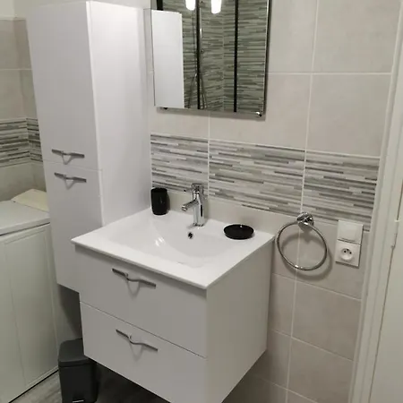 Appartement cosy entièrement équipé Villeneuve-sur-Lot Extérieur photo